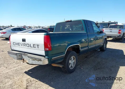 1997 Chevrolet C1500 Fleetside z USA, uszkodzony, nr VIN 1GCEC19R7VE113183
